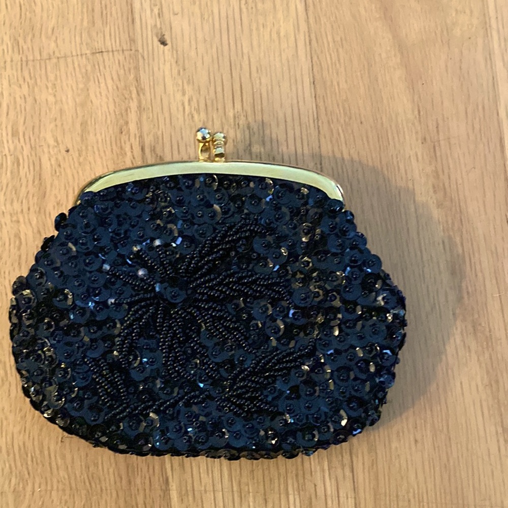 Sequin and bead coin bag black